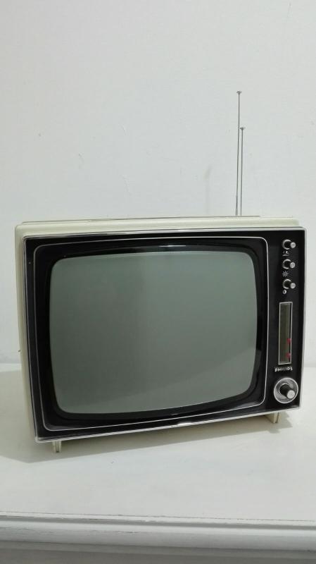 tv vintage PHILIPS